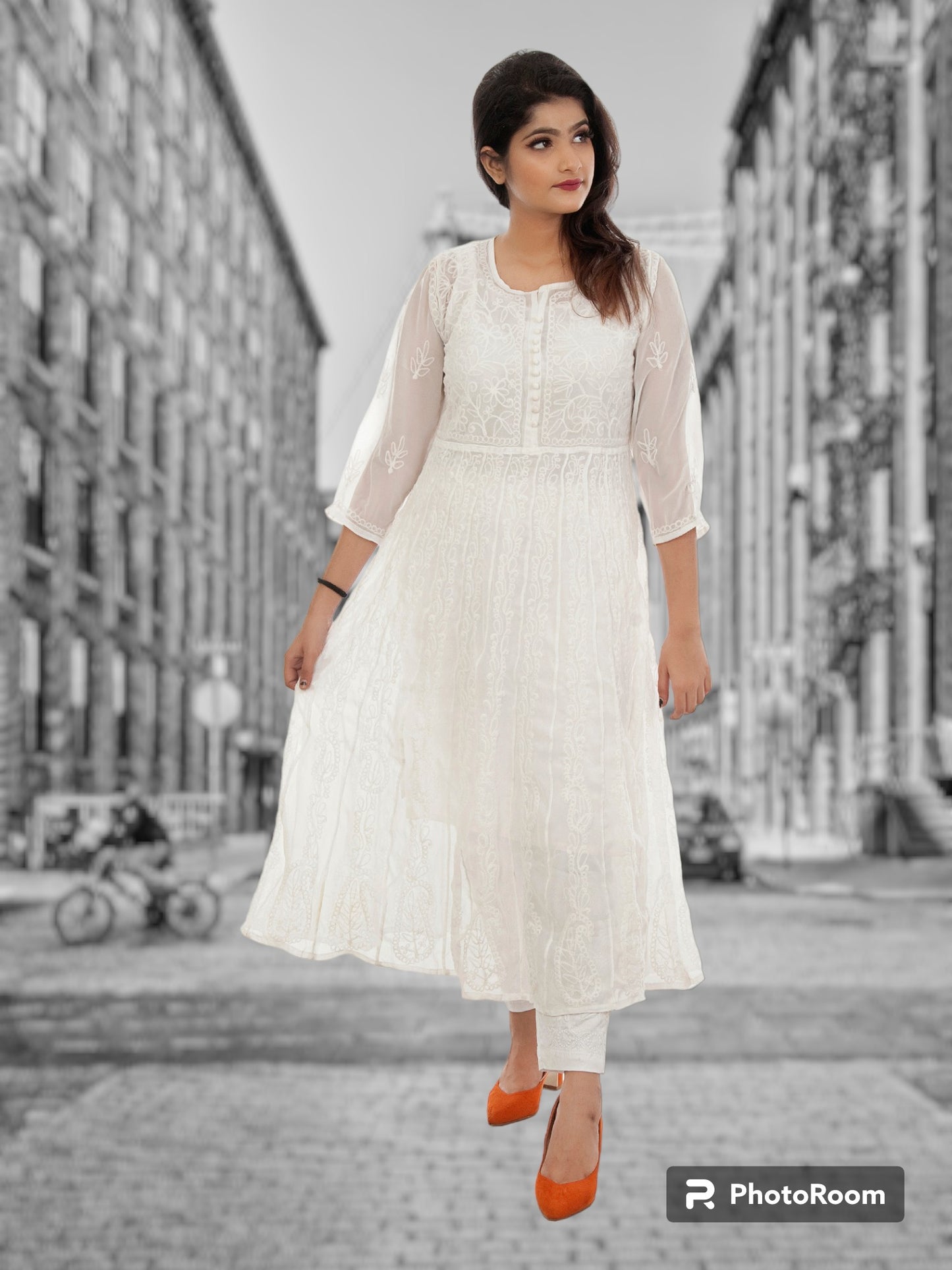 Lucknowi Chikankari Aari Embroidrey Anarkali Kurti With Matching Inner(Color Chart)