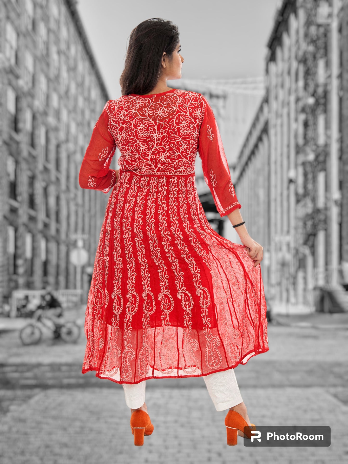 Lucknowi Chikankari Aari Embroidrey Anarkali Kurti With Matching Inner(Color Chart)