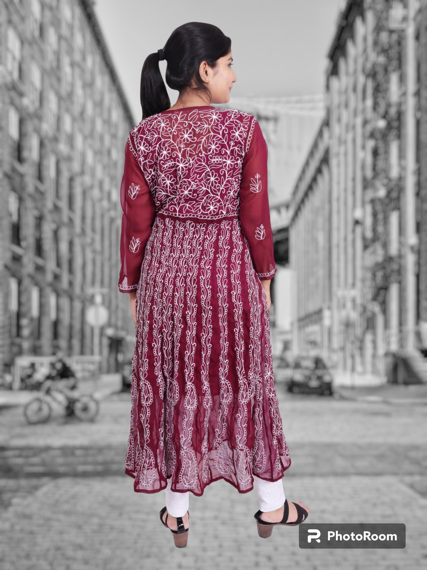 Lucknowi Chikankari Aari Embroidrey Anarkali Kurti With Matching Inner(Color Chart)