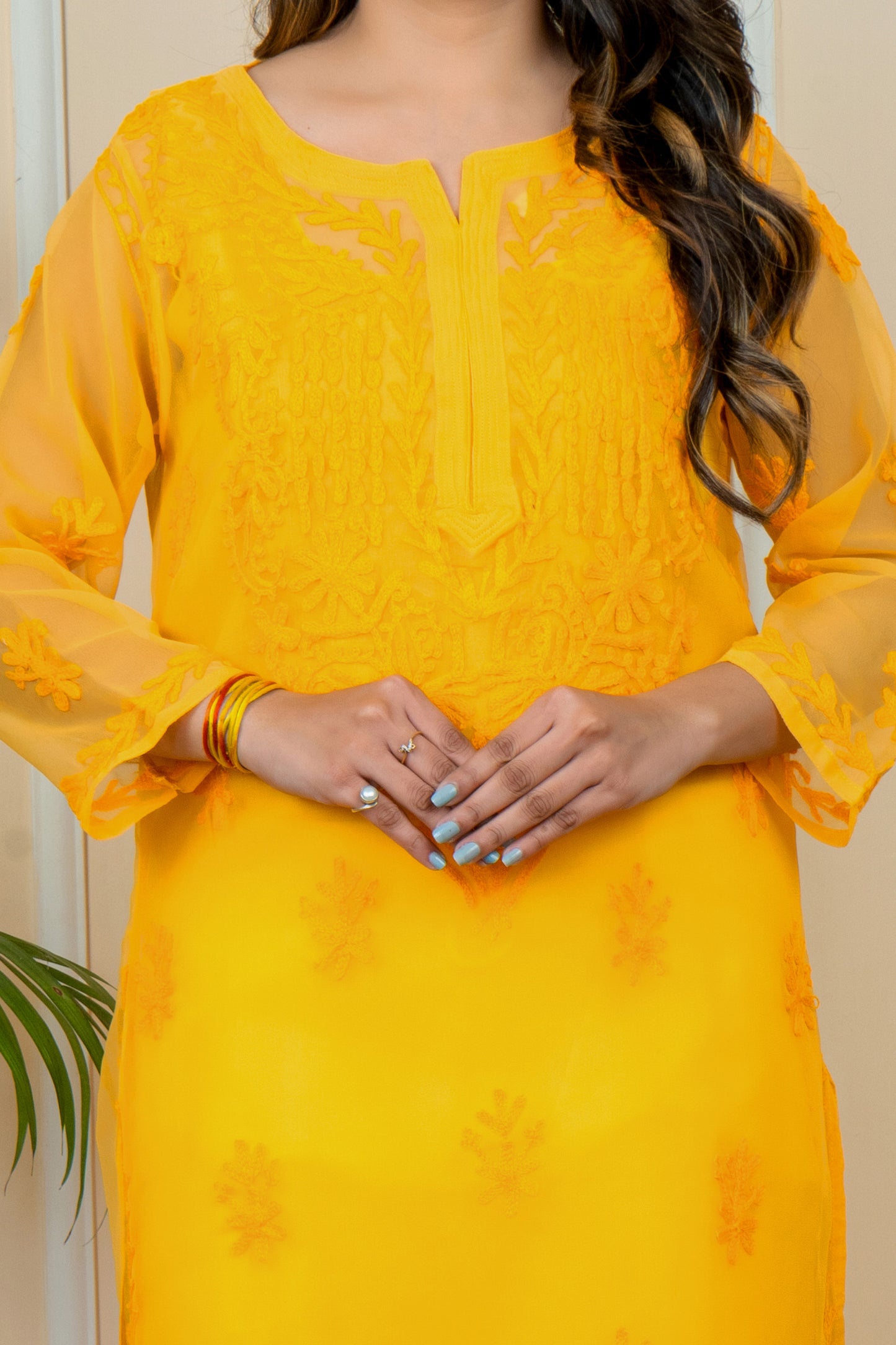 Lucknowi Chikankari & Kashmiri Aari Work Gala Booti ( YELLOW ) Kurti – A Blend of Tradition & Elegance