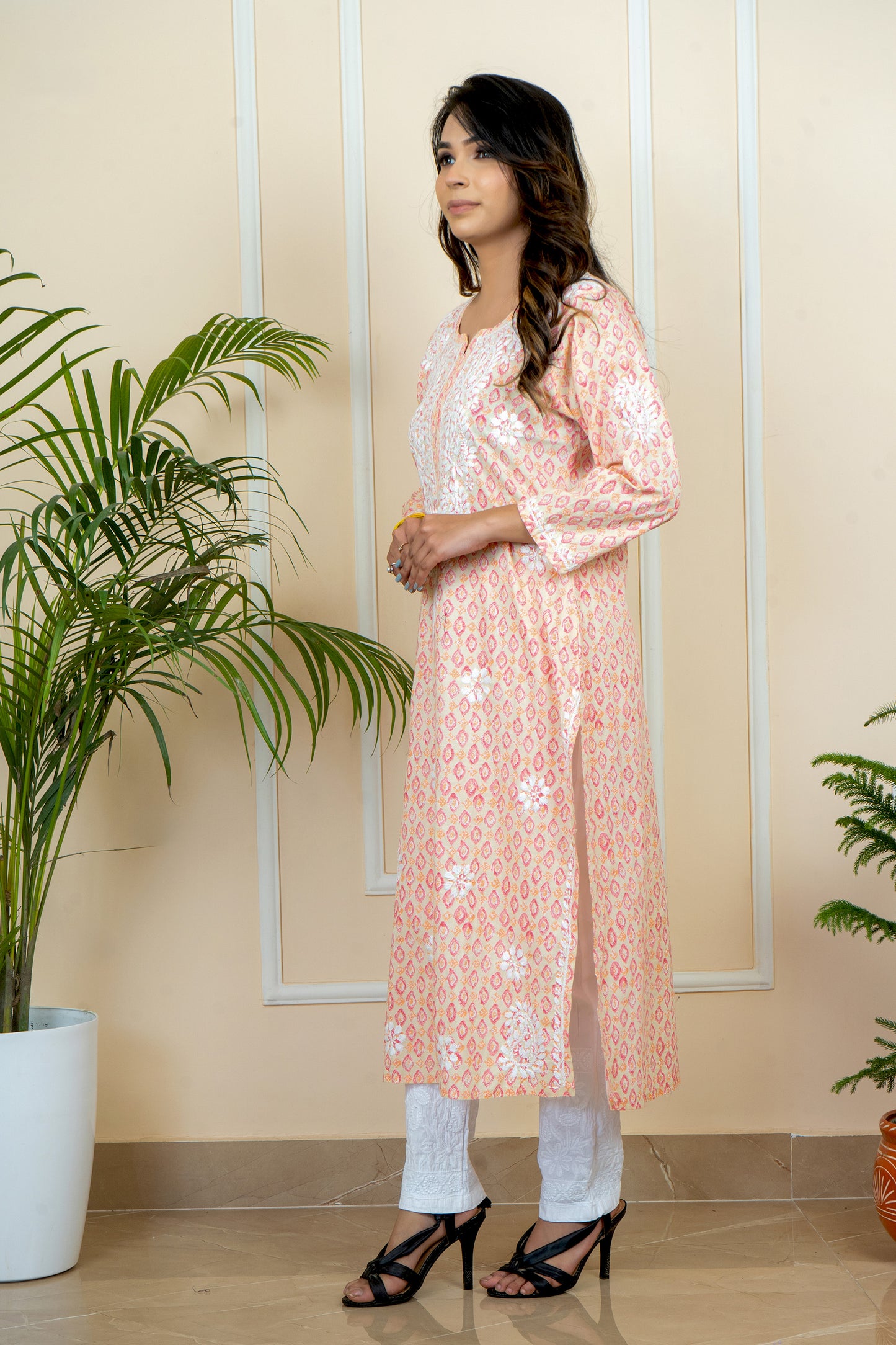 Lucknowi Chikankari Handcrafted Printed Cotton Kurti | ADR Chikan