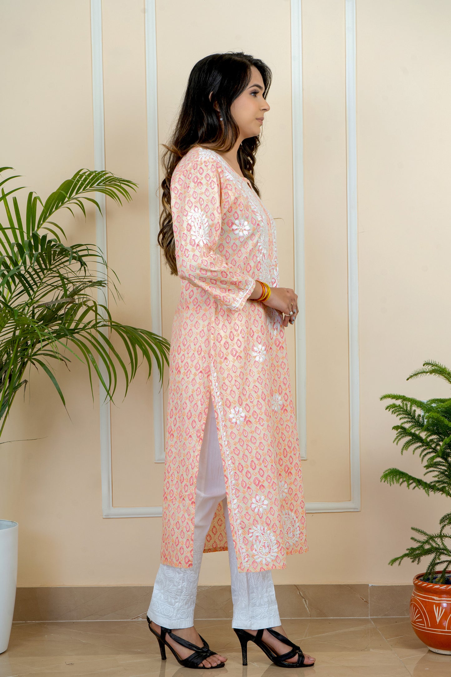Lucknowi Chikankari Handcrafted Printed Cotton Kurti | ADR Chikan