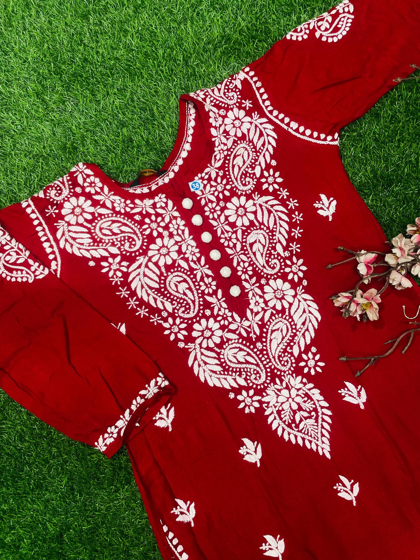 Bushra Lucknowi Chikankari Modal Straight Kurta