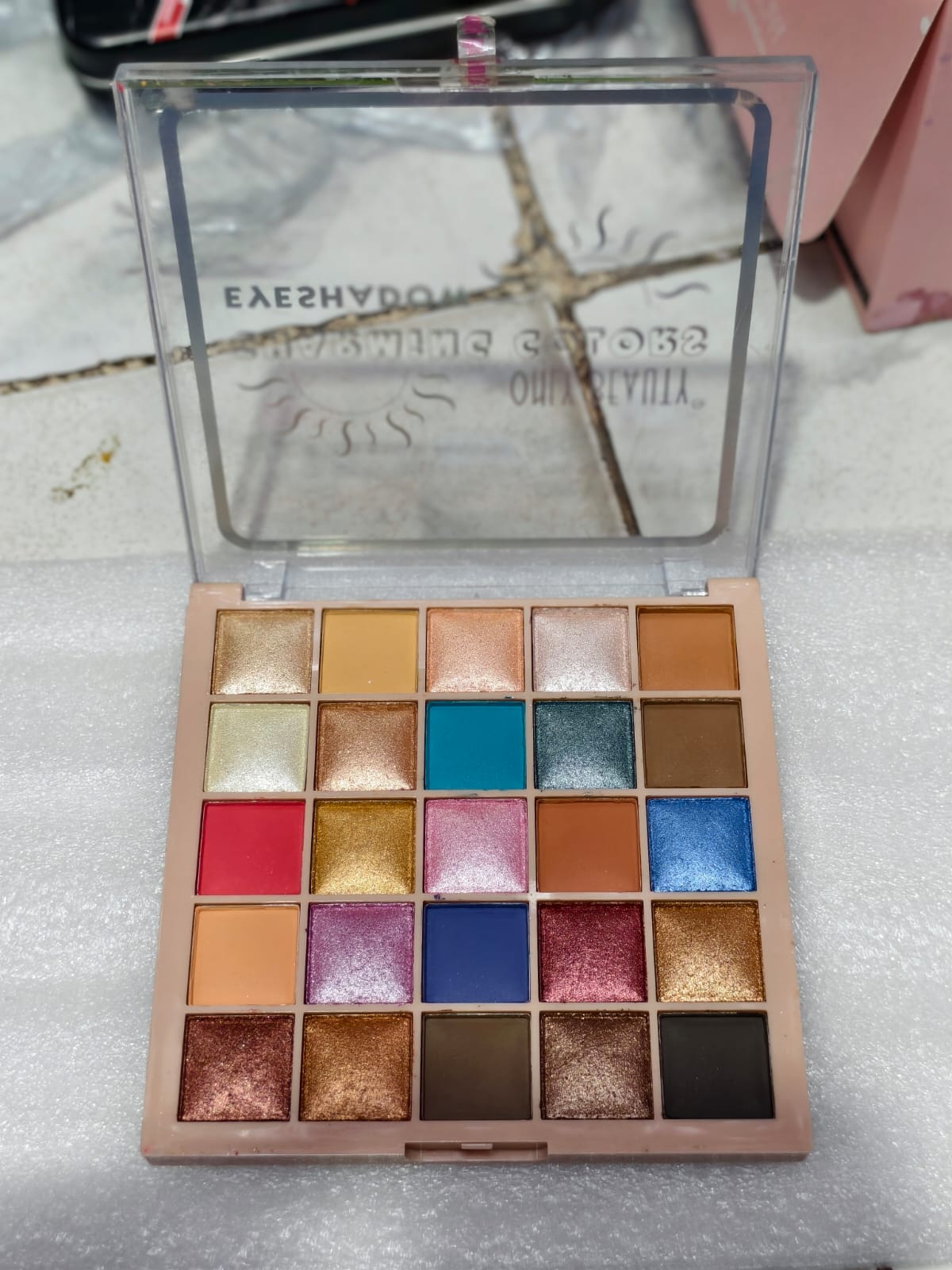 π¨ The Ultimate Glam: Mekup Essential Makeup Kit