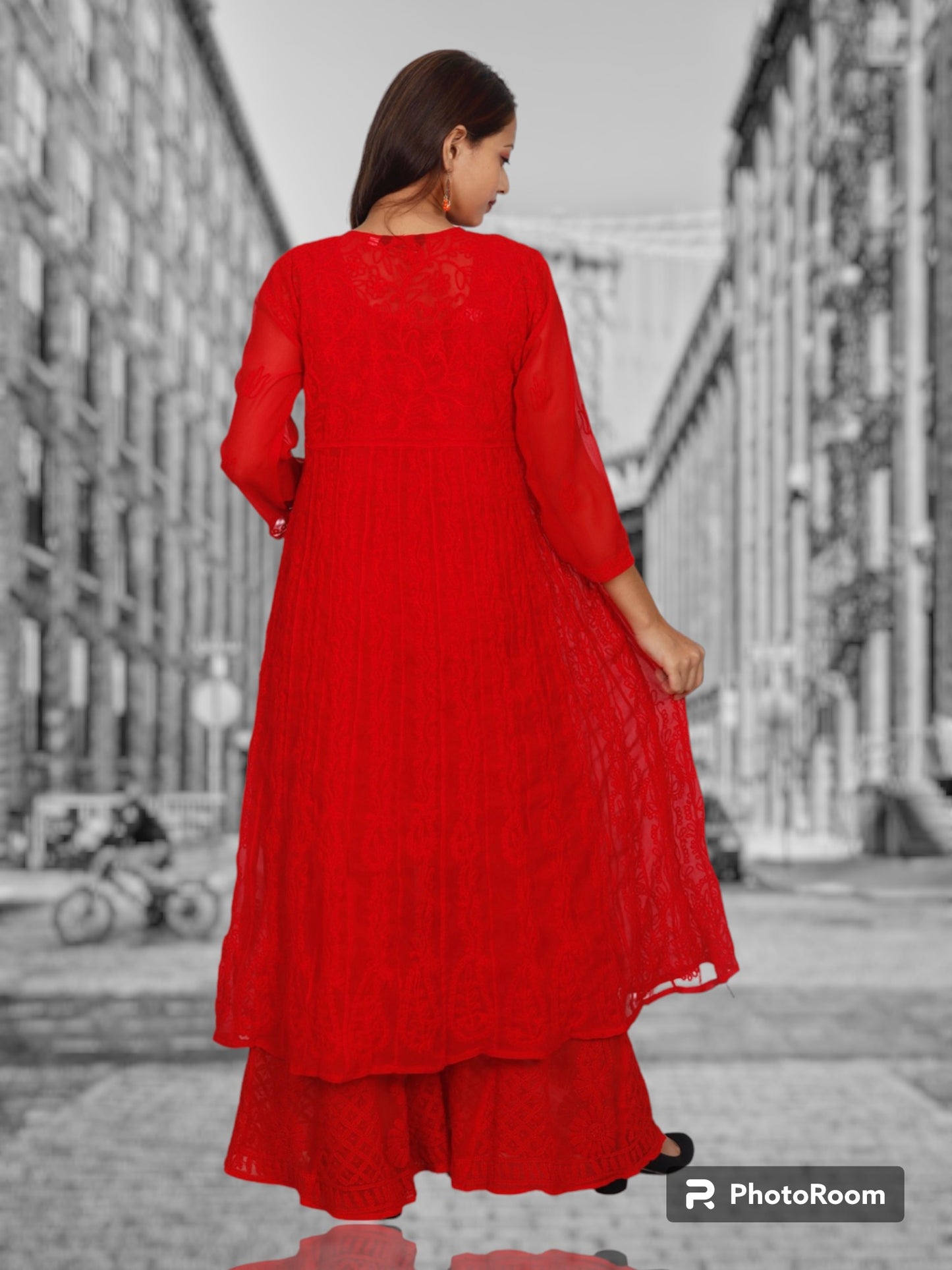 Lucknowi Chikankari Aari Work Anarkali Kurti With Matching Inner.