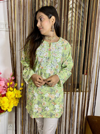 "ADR CHIKAN Embroidered Printed Cotton Lucknowi Chikankari Short Kurti"