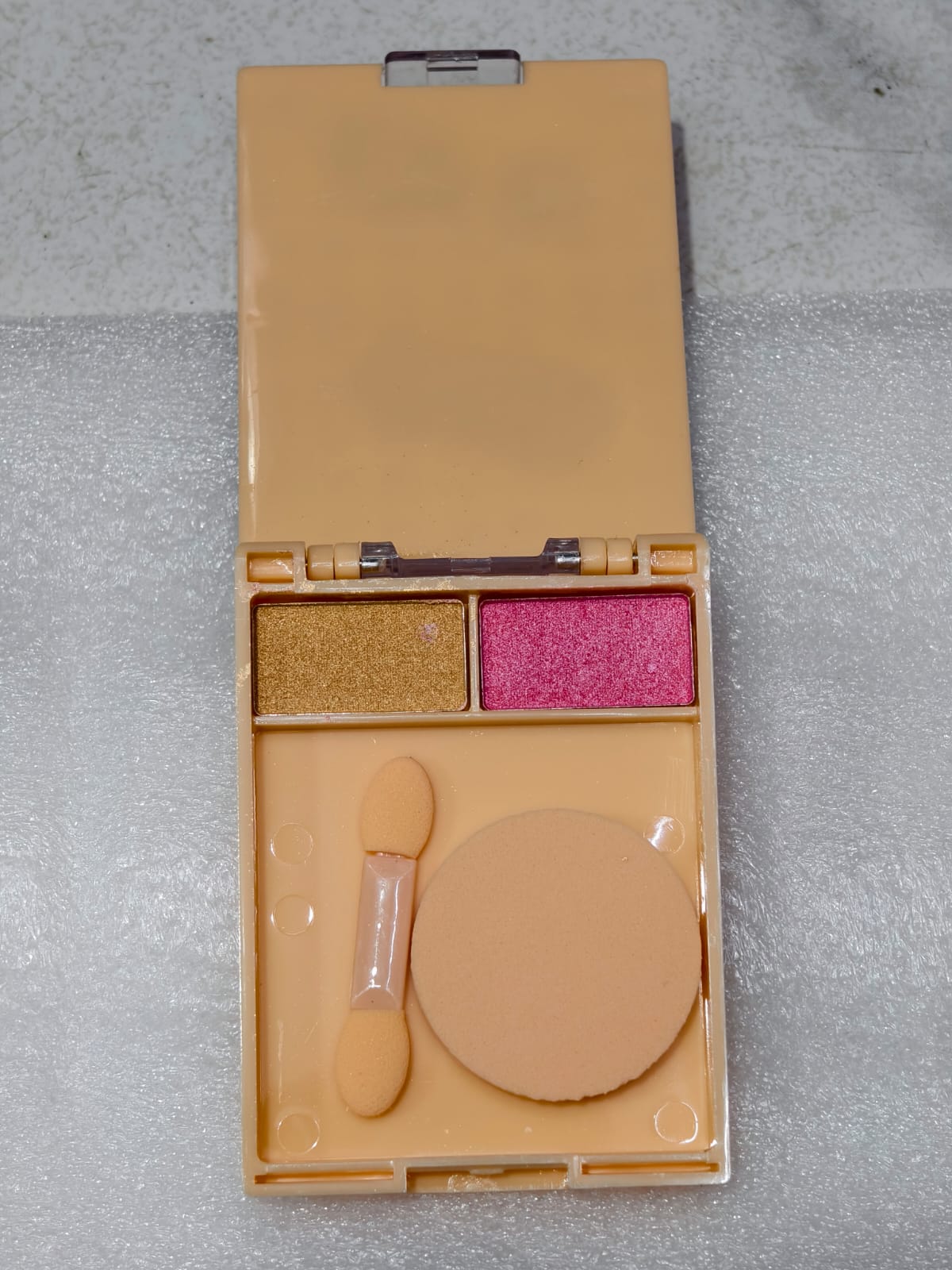 🎨 The Ultimate Glam: Mekup Essential Makeup Kit