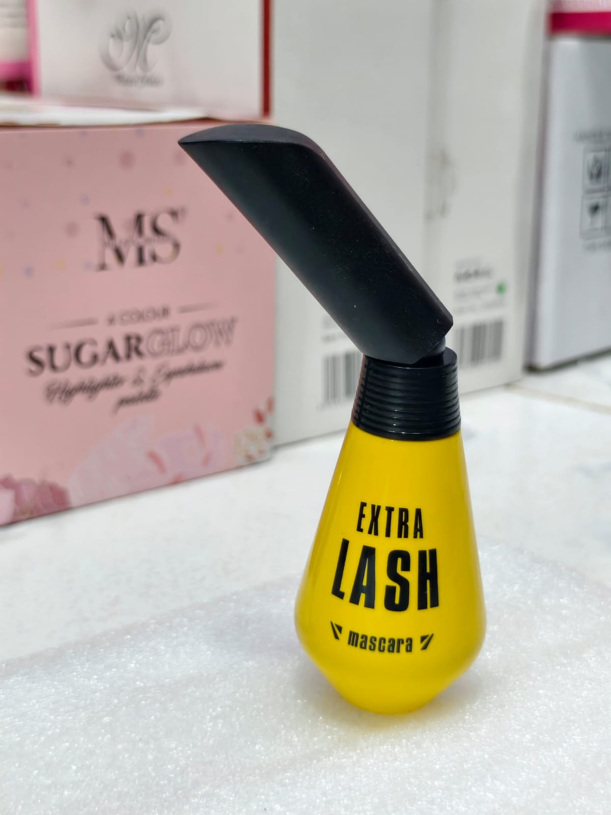 ✨ Dramatize & Lengthen: Extra Lash Mascara - Volume Max